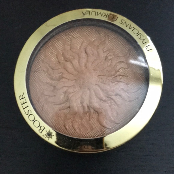 Bronzer - Picture 1 of 3
